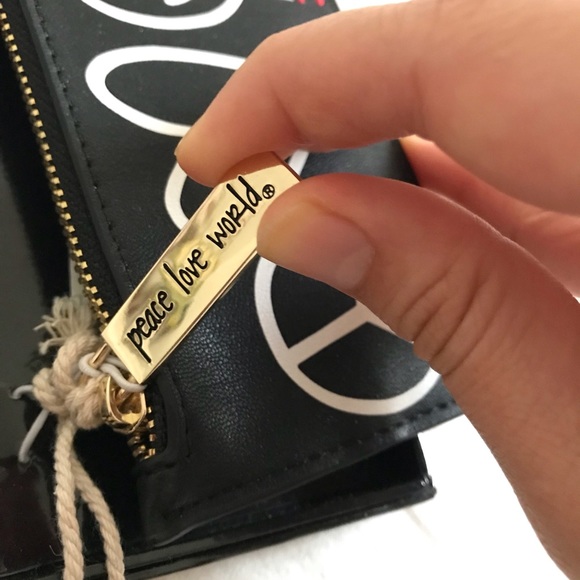 Card case with key chain - Picture 3 of 3